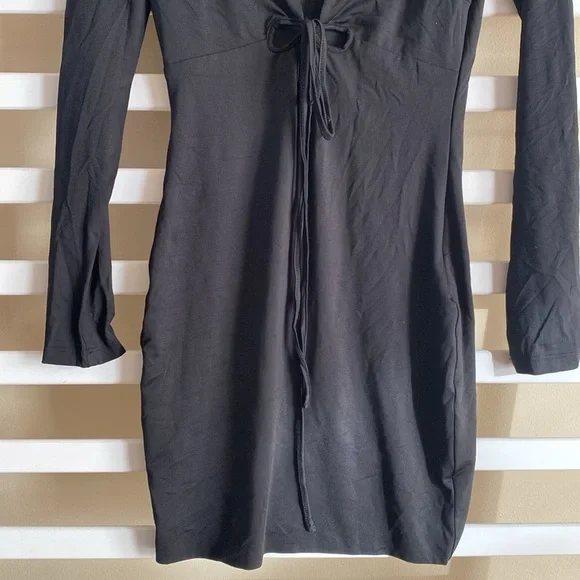 NWOT Princess Polly Long Sleeve Low Cut Fitted Black Mini Dress Size 4 - Picture 3 of 8